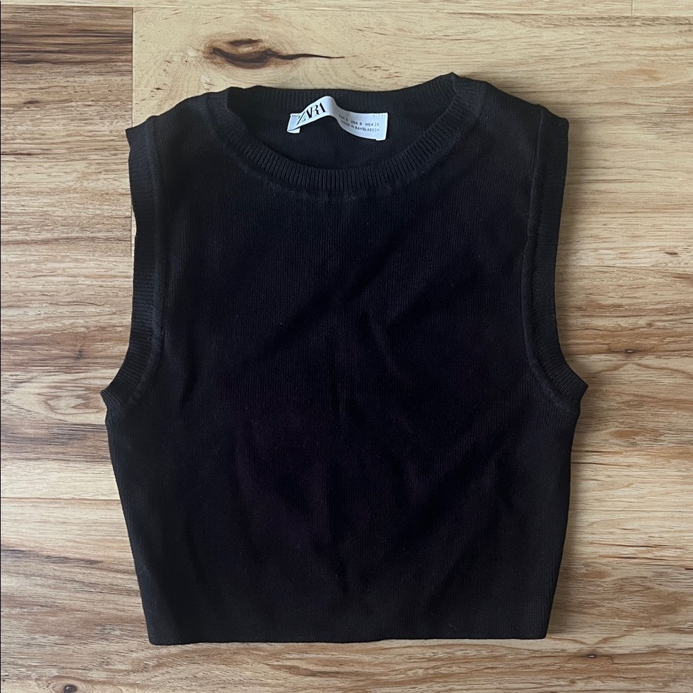 Zara Black Ribbed Sleeveless Crop Tank